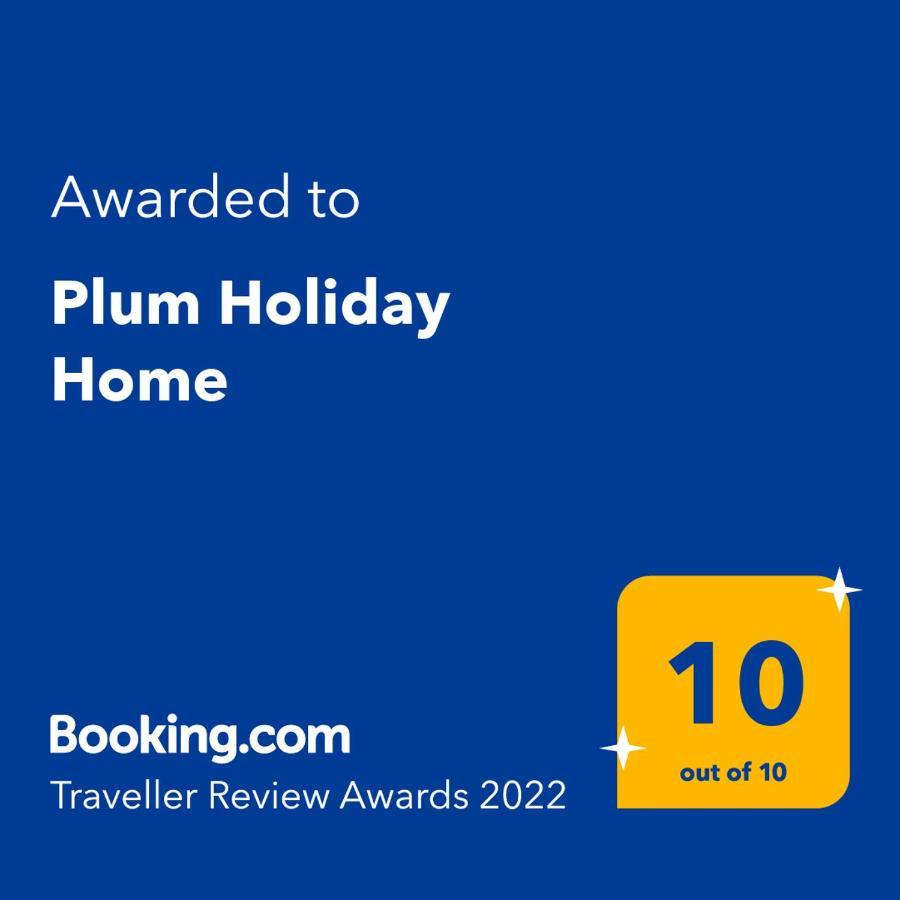 Plum Holiday Home Kaštel Stari Exterior foto